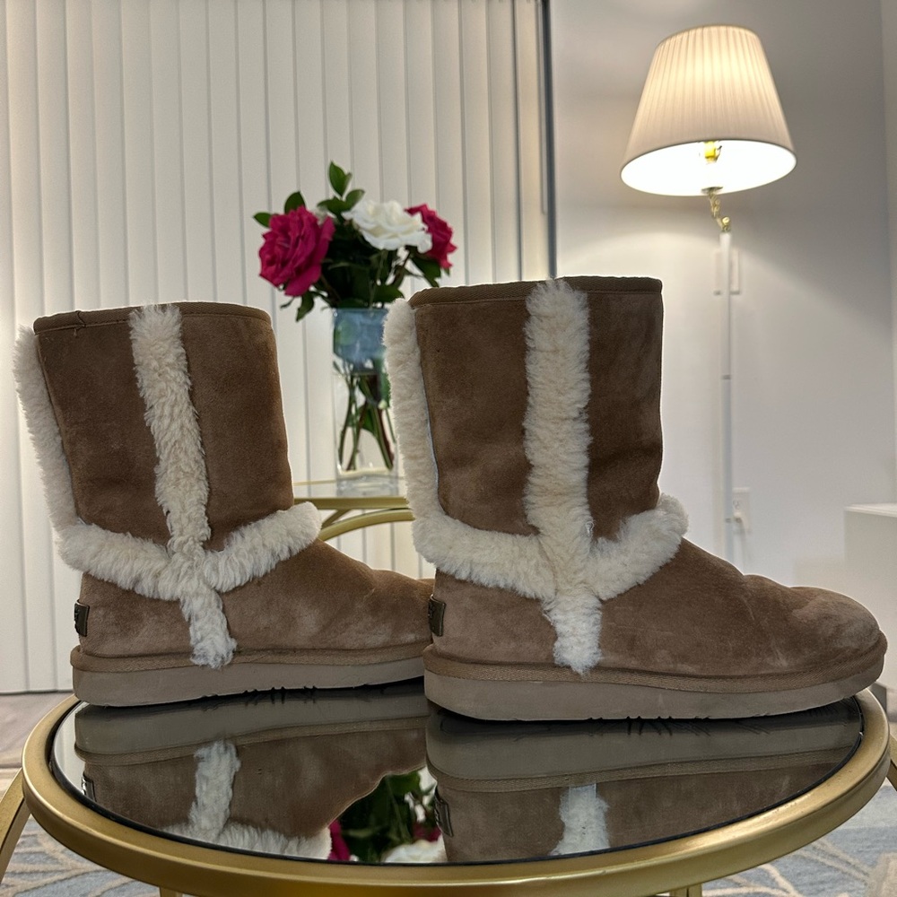 Ugg Australia Carter Brown Chestnut Shearling Boots 1005803 Women's Sz 8 EUR 39 - Picture 4 of 6